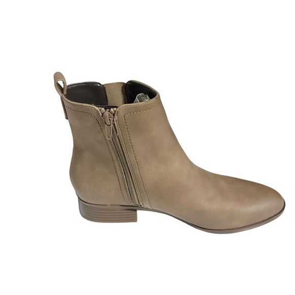 Naturalizer Sampson Tan Nubuck Block Heel Zip Chelsea Ankle Boots Size 9M NIB - Picture 2 of 9